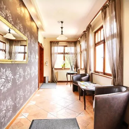 فندق مبيت وإفطار Maria *