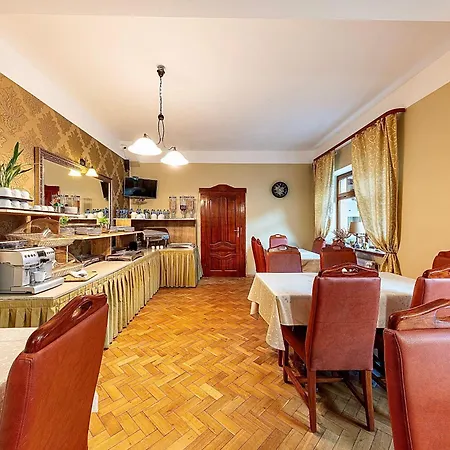 Maria فندق مبيت وإفطار كارباش