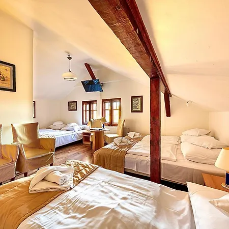 Maria Alojamento de Acomodação e Pequeno-almoço *